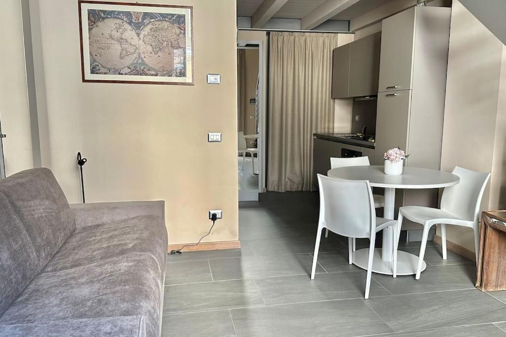 Couple'S Dream Loft 100Mt From Duomo And Lake Como Exterior photo
